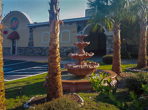 El Patio Exterior